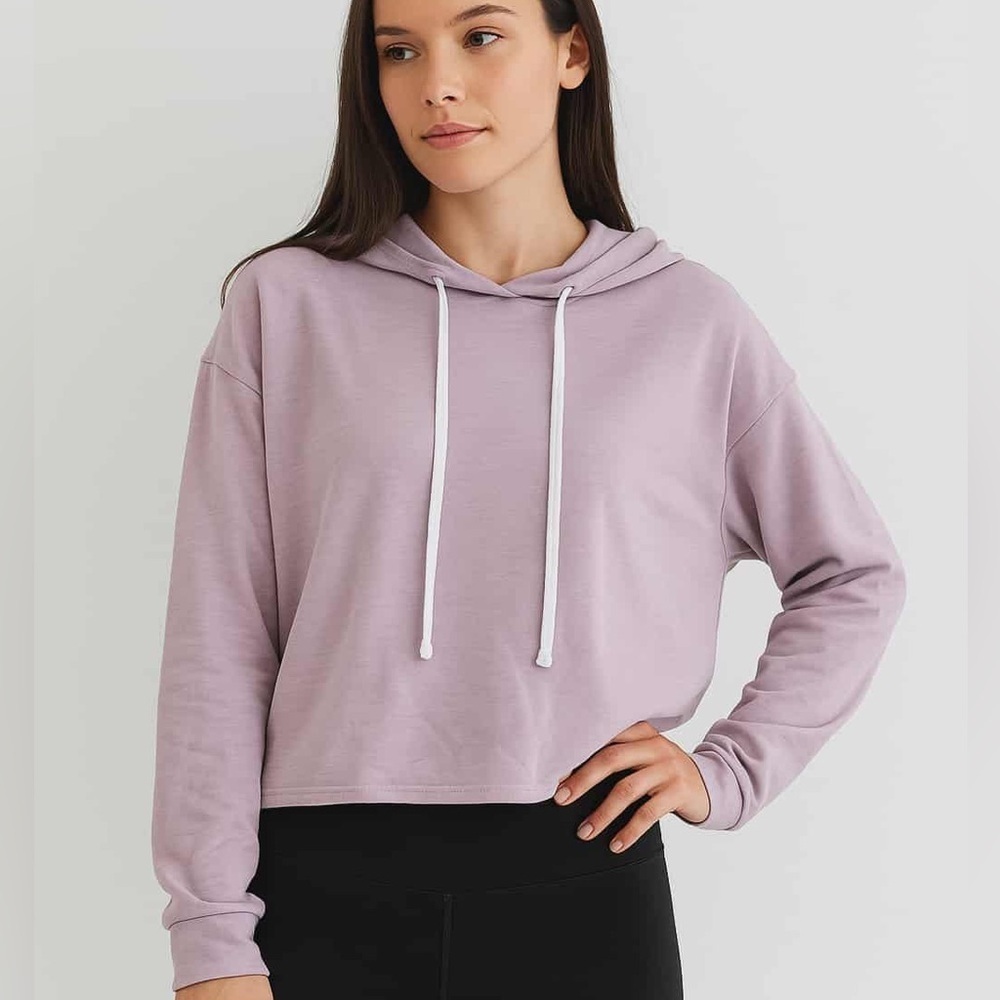 🧨 5/$25 Adrienne Vittadini Lilac Cropped Hoodie Sweatshirt